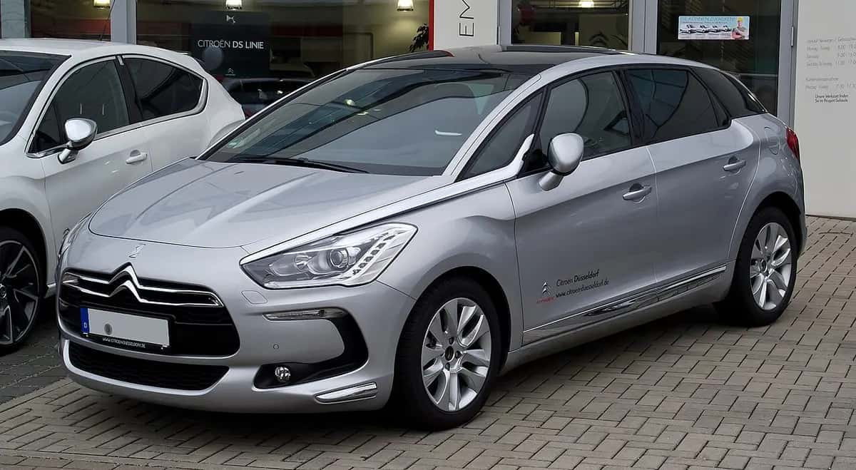 DS DS5 — model photo