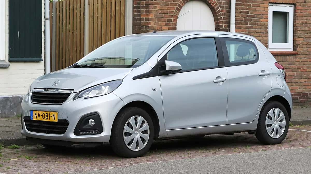 Peugeot 108 — model photo
